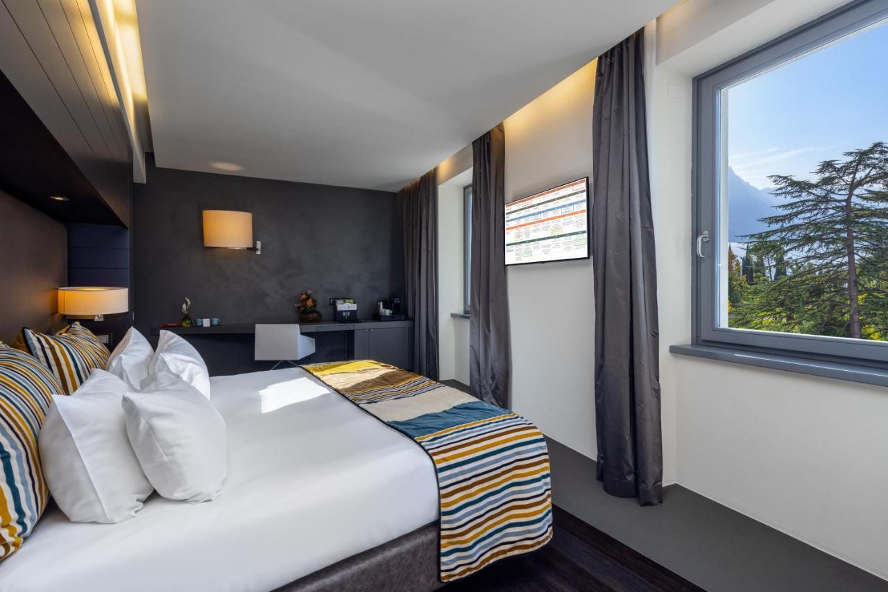 Lido Palace - The Leading Hotels Of The World Riva del Garda Luaran gambar